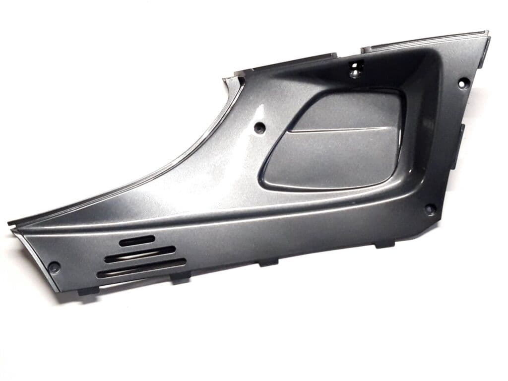 Side cover, RH