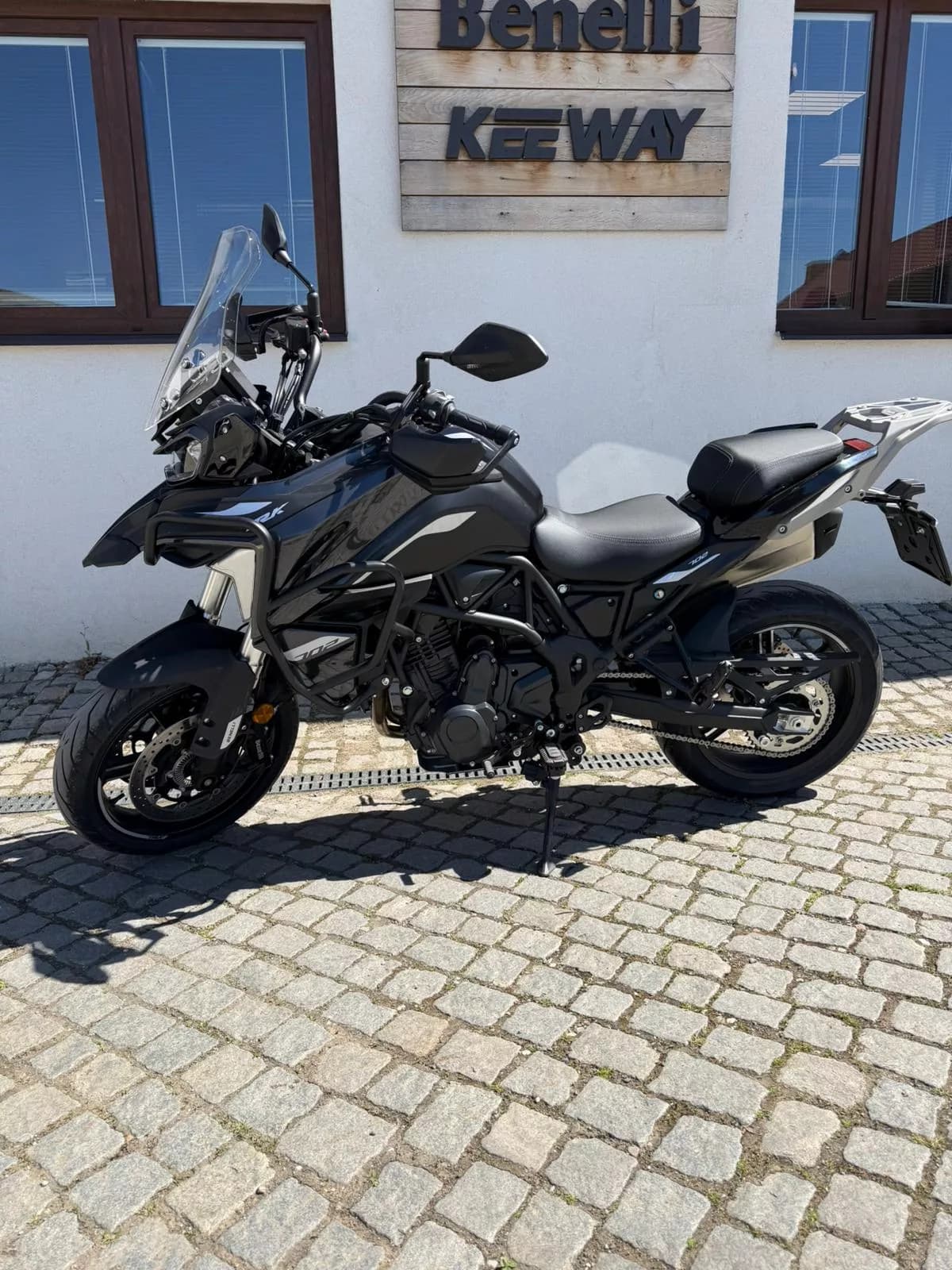 BENELLI - TRK 702 ANTHRACITE GREY - PREDVÁDZACÍ MOTOCYKEL