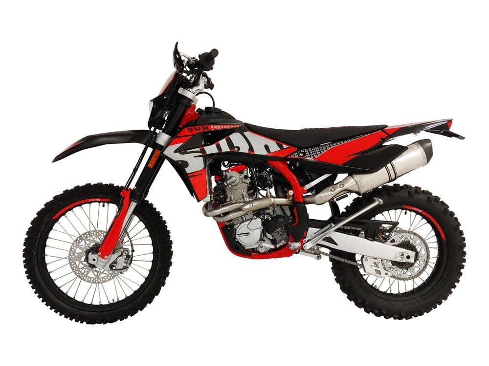 SWM RE 500R Race Enduro – Pretekársky enduro 500cc bez homologace pre športový využití